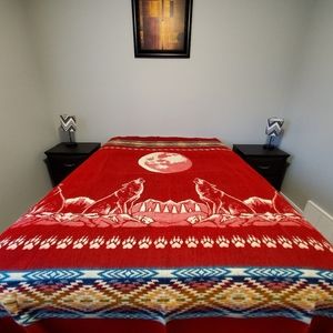 RED WOLF COZY, ULTRA SOFT, BLANKET, NEW ITEM, UNIQUE GIFT